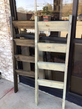 Load image into Gallery viewer, Blanket Ladder
